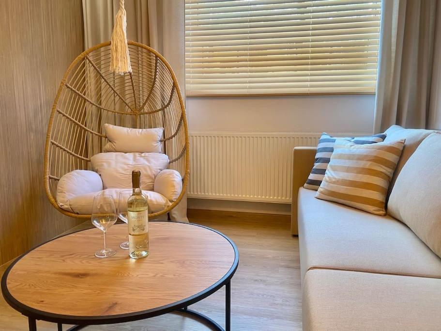 Komfortowy Apartament Rodzinny Forest&Sea Llla ชวีโนวิชแจ ภายนอก รูปภาพ