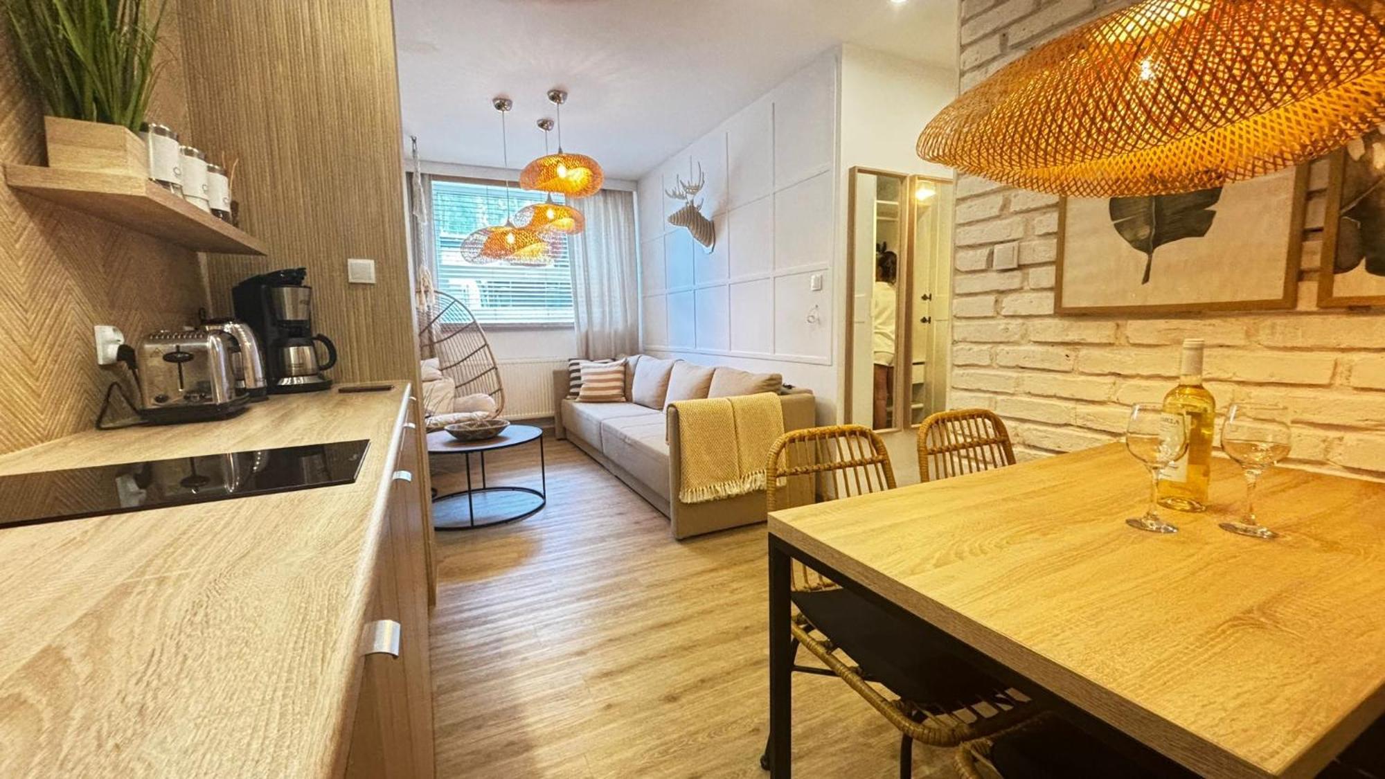 Komfortowy Apartament Rodzinny Forest&Sea Llla ชวีโนวิชแจ ภายนอก รูปภาพ